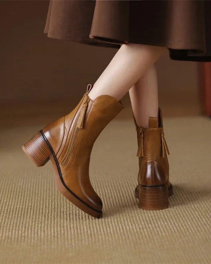 Céleste - Botte en cuir noire avec un talon confortable, élégante et intemporelle
