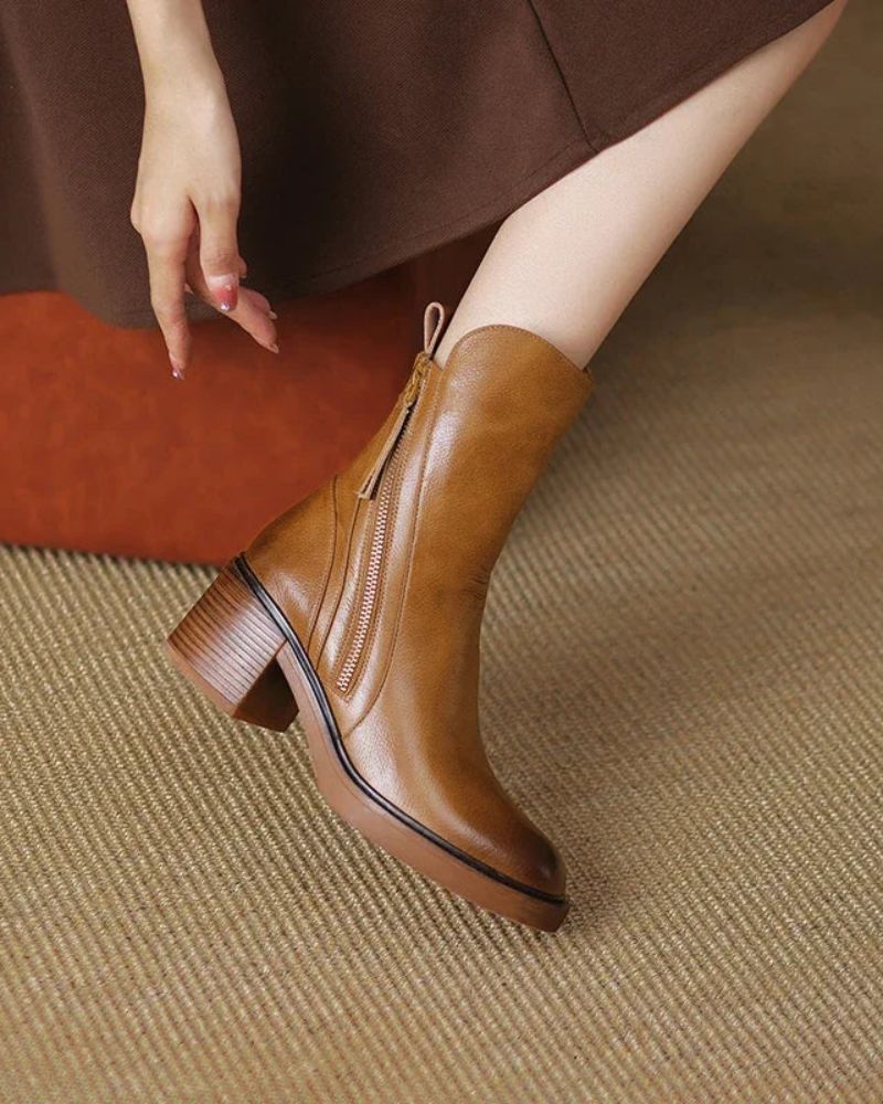 Céleste - Botte en cuir noire avec un talon confortable, élégante et intemporelle