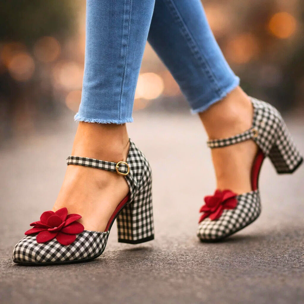 Lyra Belle | Cizme elegante pentru un look sofisticat