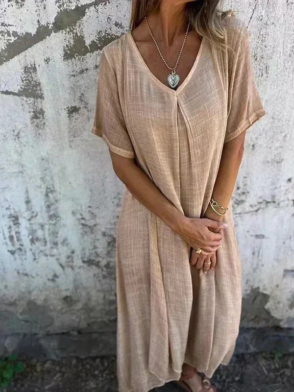 Marisol | Robe maxi évasée avec décolleté en V et tissu fluide