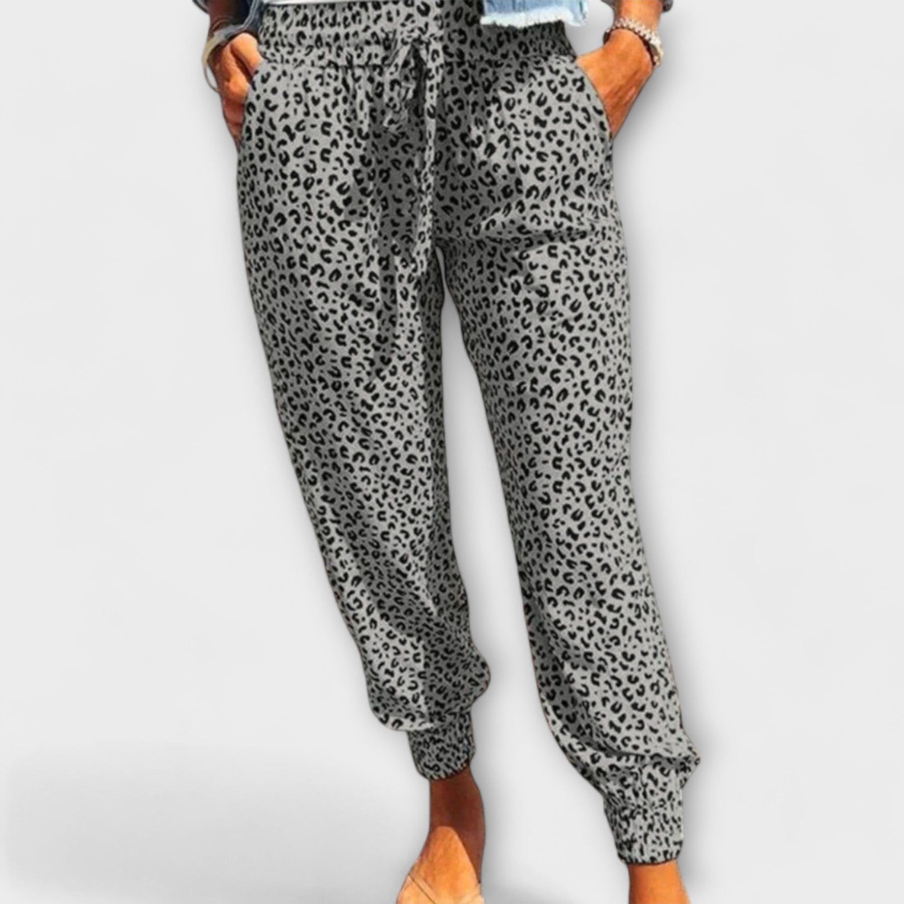 Feli - Pantaloni Leo cu Design Relaxat