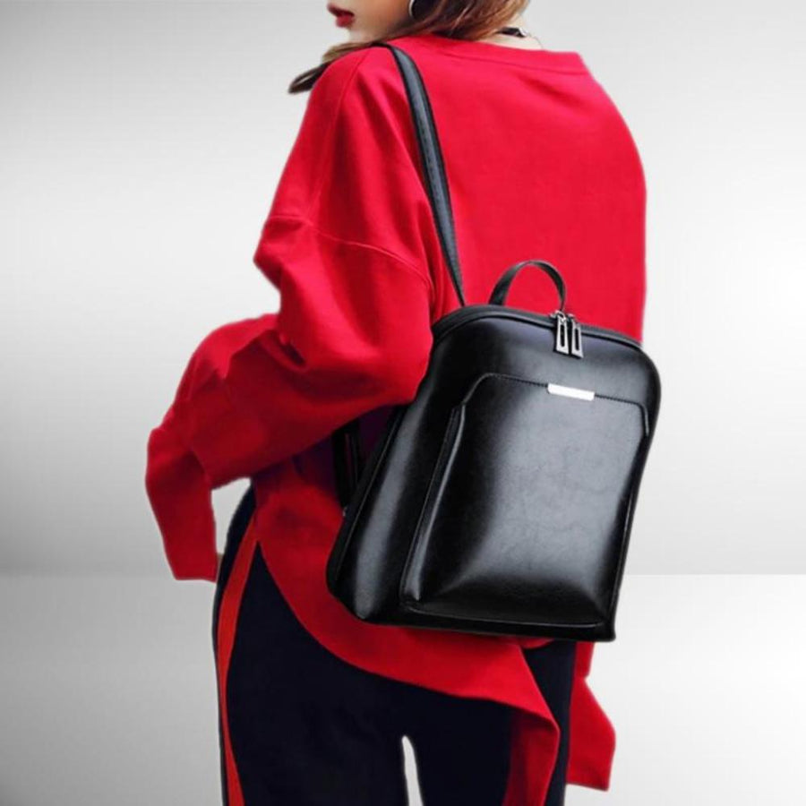 Lăcrămioara — Geantă atemporală cu două fermoare, elegantă și minimalistă