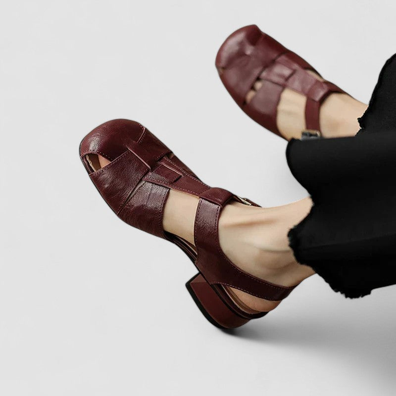 Sannee | Sandales Fermées de cuir véritable