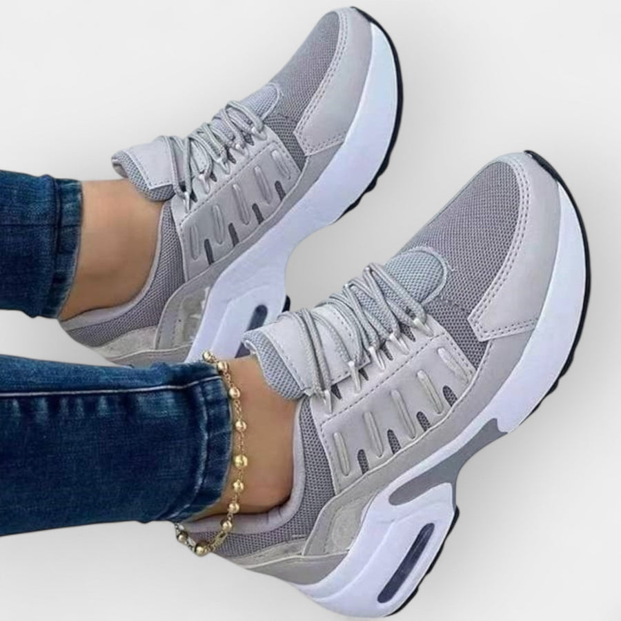 Pantofi confortabili pentru plimbări