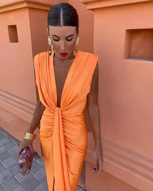 Isabelle | Robe de fête avec décolleté en V profond