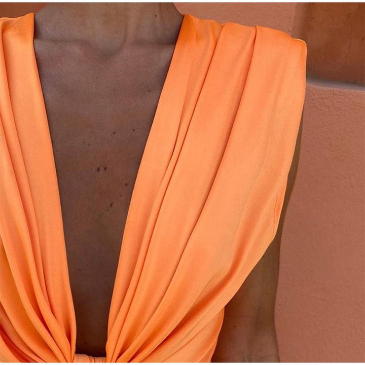 Isabelle | Robe de fête avec décolleté en V profond