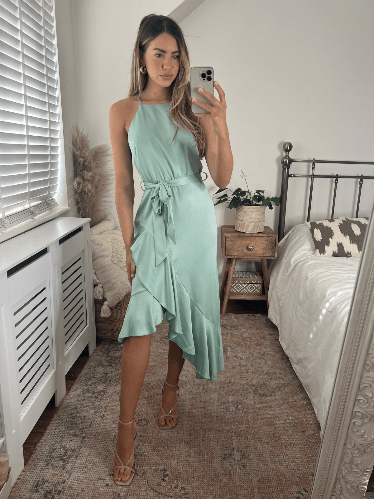 Ariana | Elegant Midi Dress